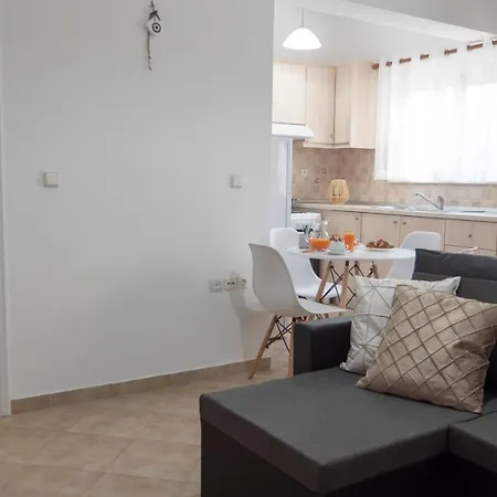 Summer Pearl Apartment *